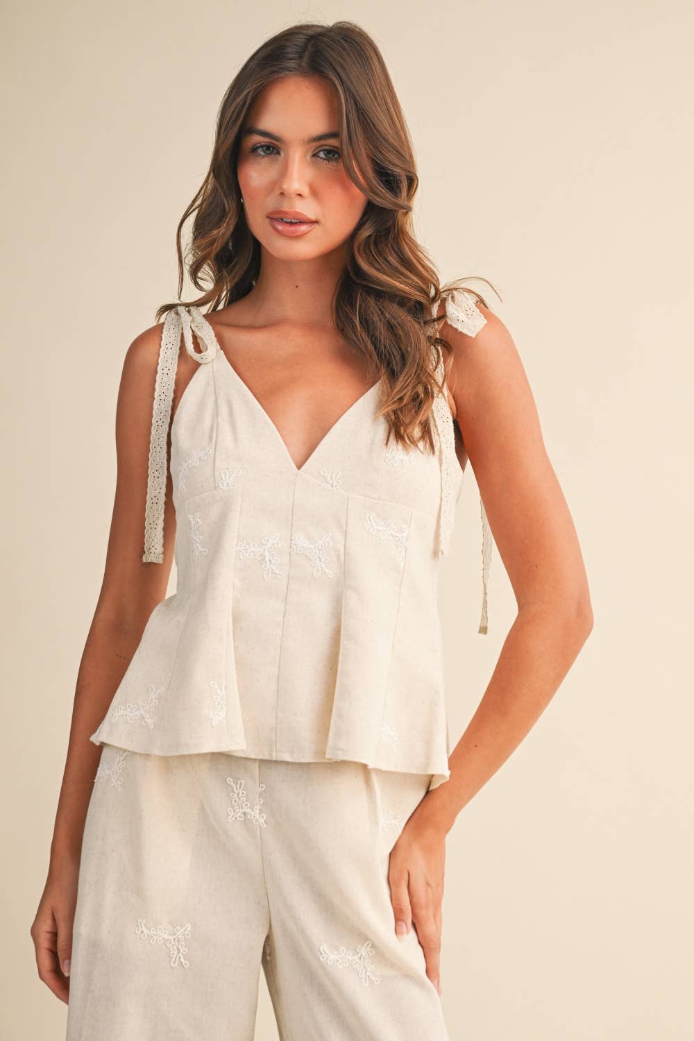 Sand Eyelet SET
